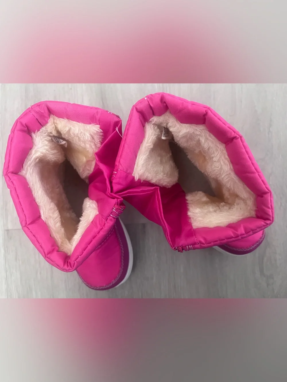 LIKE NEW girls pink snow boots
